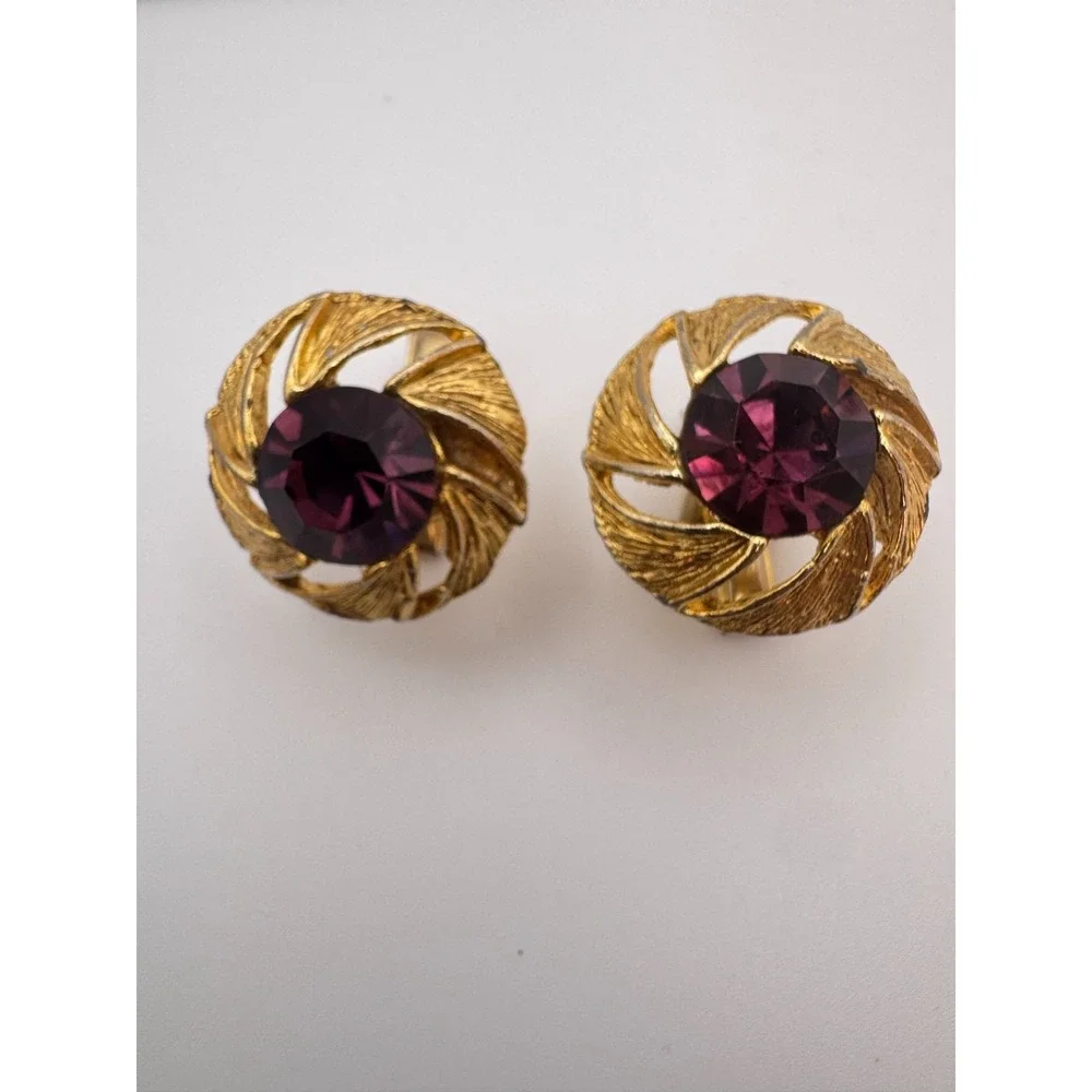 Vintage Brutalist Cufflinks Mid Century Gold Tone Swirl Purple Rhinestone